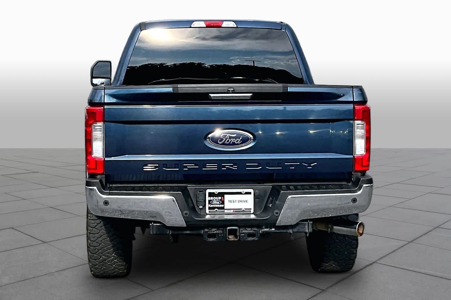 Used 2017 Blue Jeans Ford XLT image 5