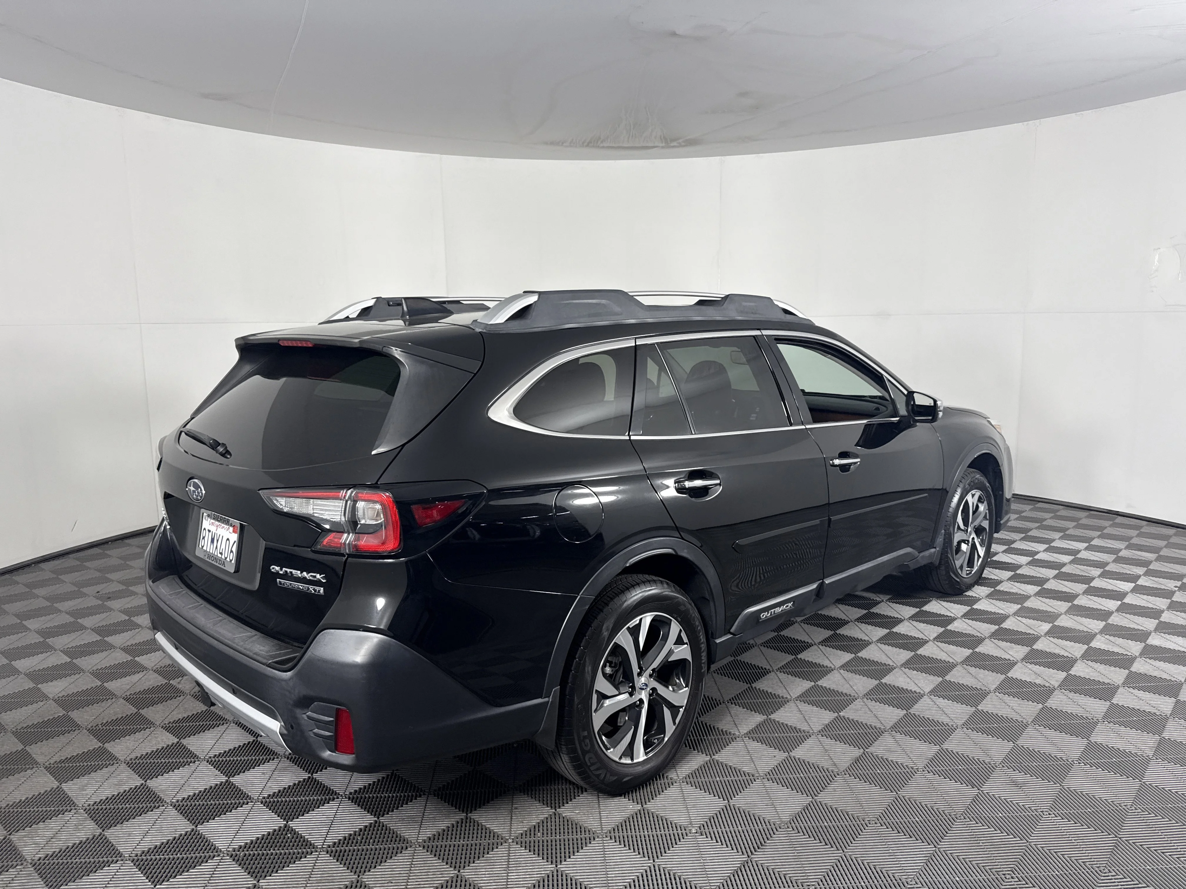 Used 2021 Crystal Black Silica Subaru Touring XT image 8