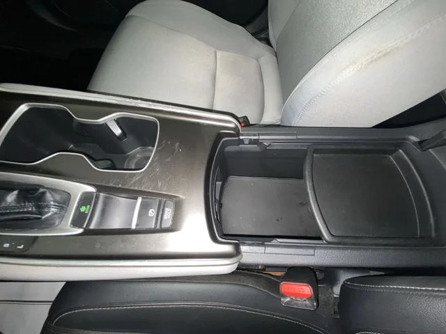 Used 2018  Honda LX image 20