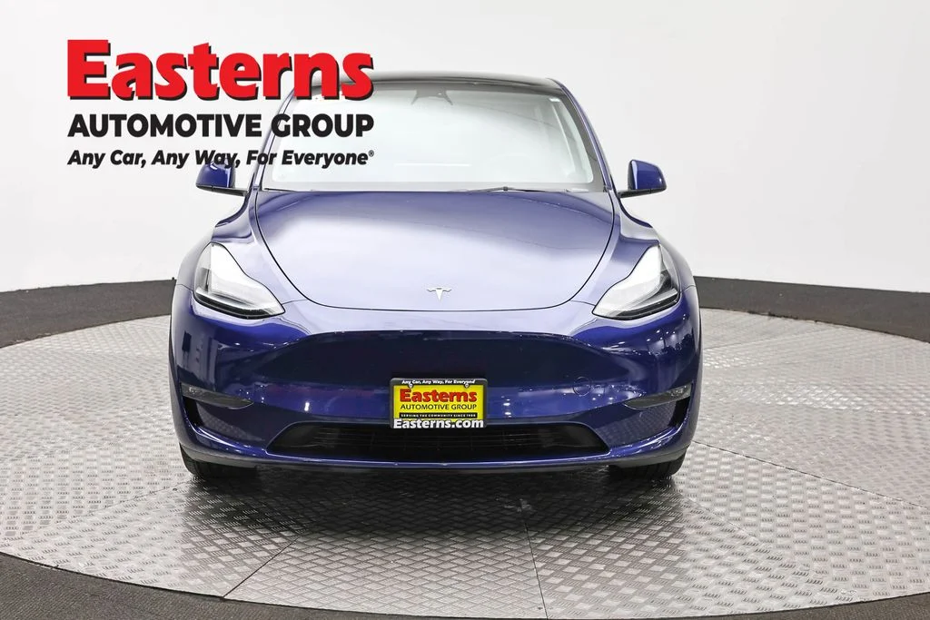 Used 2023 Blue Tesla Long Range image 2