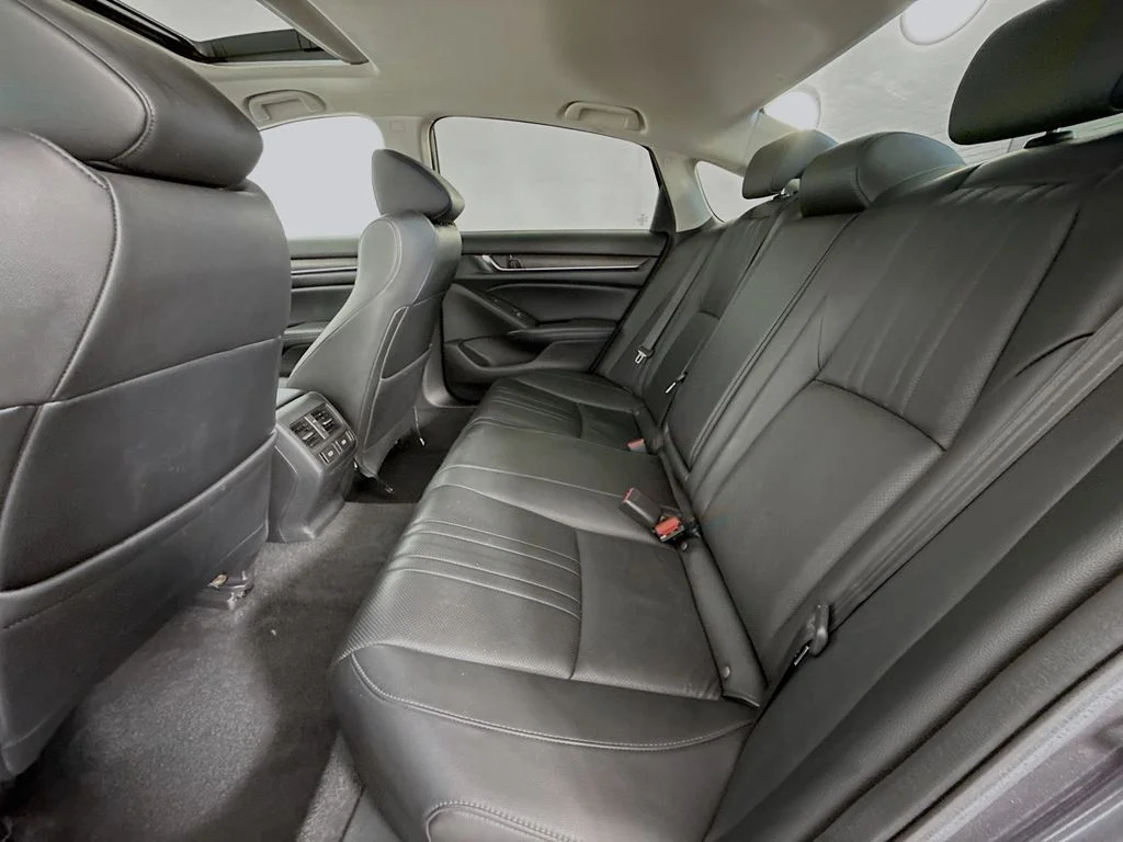 Used 2022  Honda Touring image 24