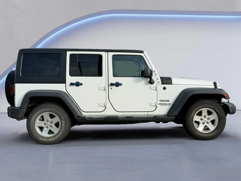Used 2015 Bright White Clearcoat Jeep Sport image 7