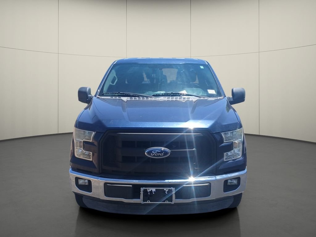 Used 2015 Blue Ford XL image 2