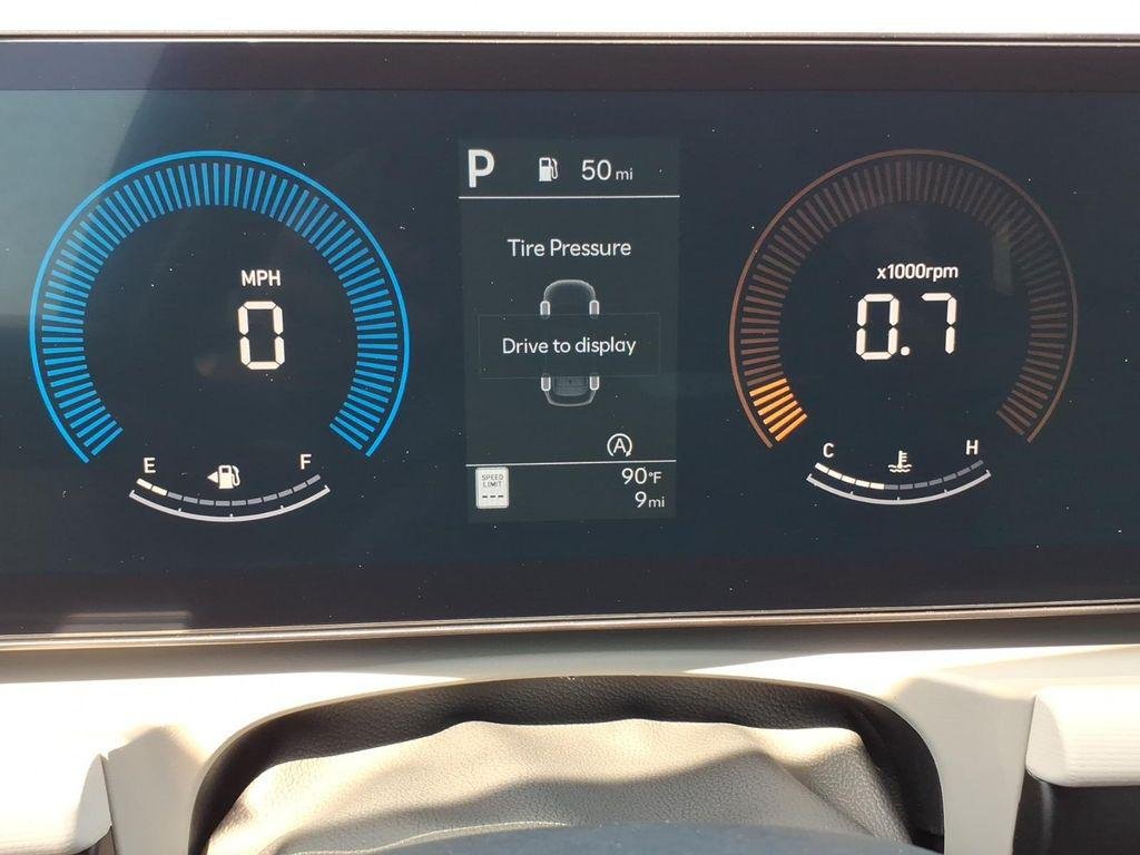New 2026 Gray Hyundai SEL FWD image 17