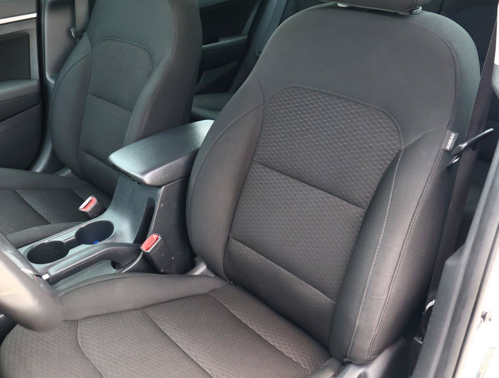 Used 2019 Quartz White Pearl Hyundai Value Edition image 12
