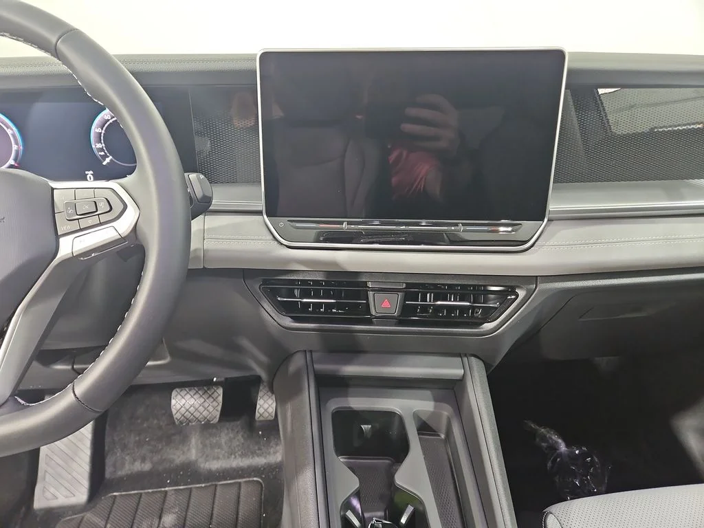 New 2026 Gray Volkswagen 2.0T SE image 17