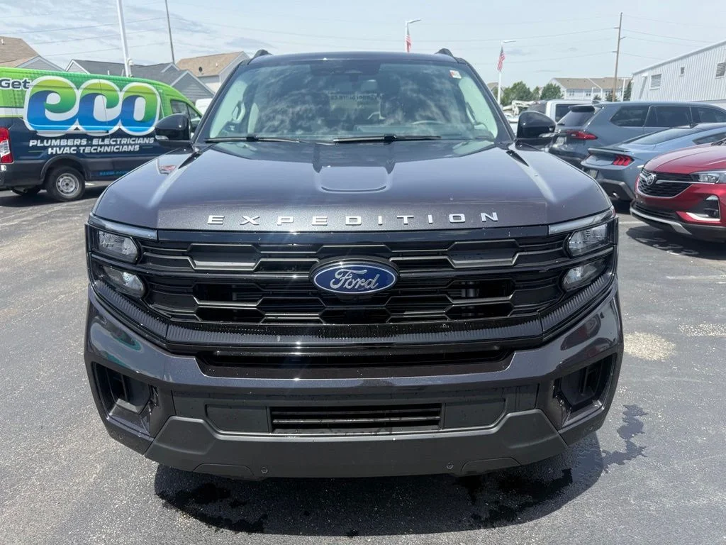 New 2026 Dark Matter Gray Metallic Ford Active image 8