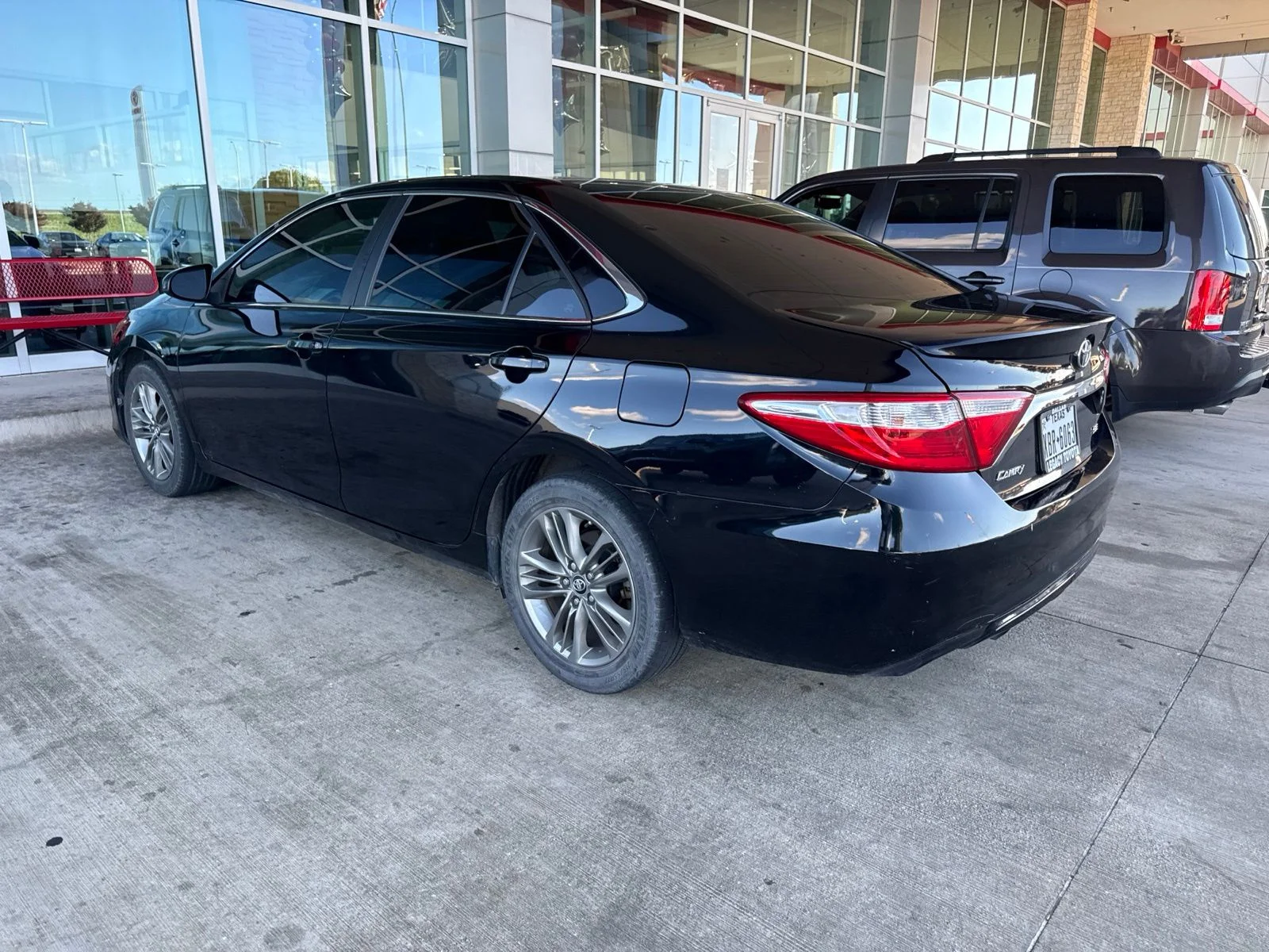 Used 2017 Black Toyota SE image 5