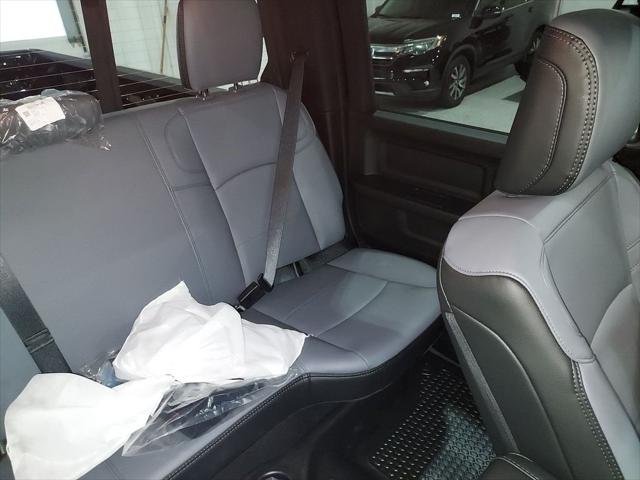 2026 RAM 3500 Tradesman - Photo 14