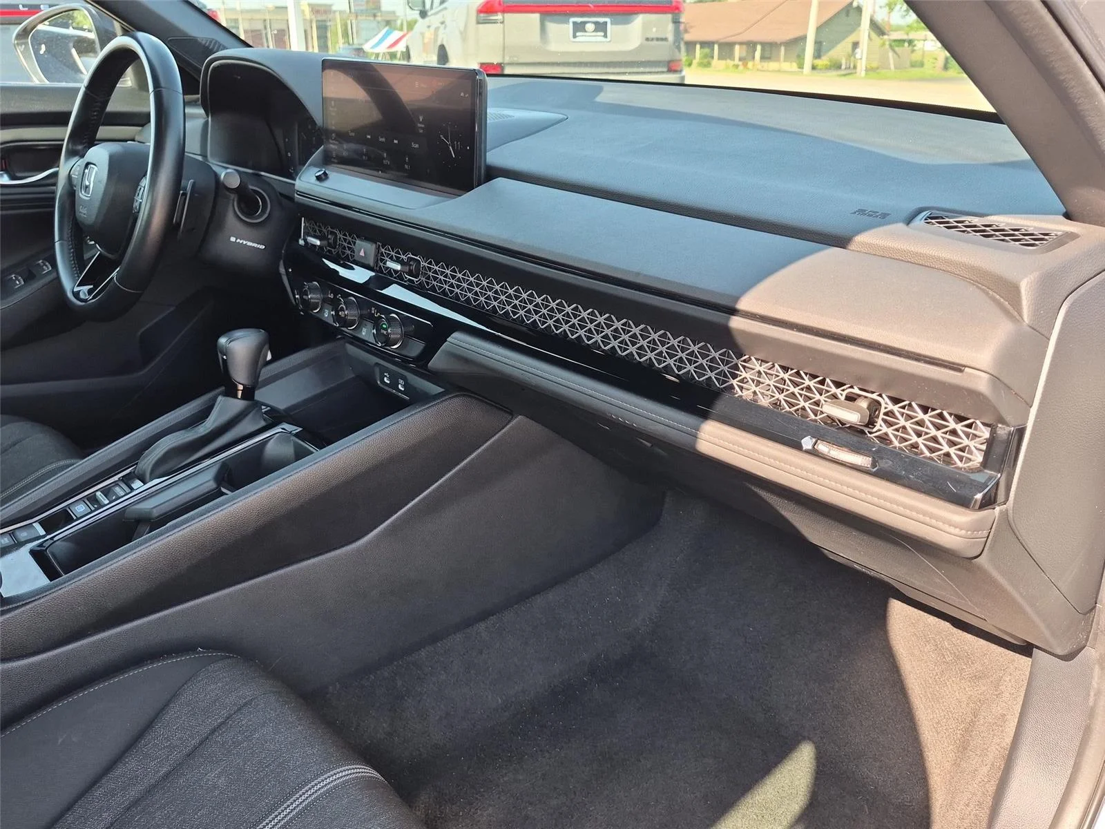 Used 2024 Solar Silver Metallic Honda Sport image 38