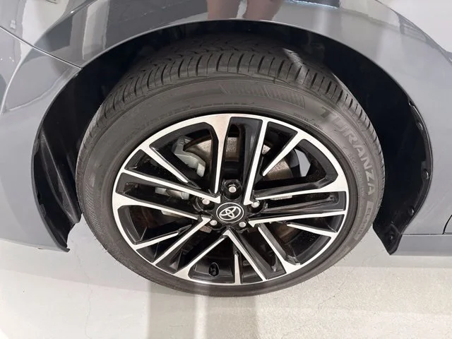 Used 2026  Toyota XLE image 4