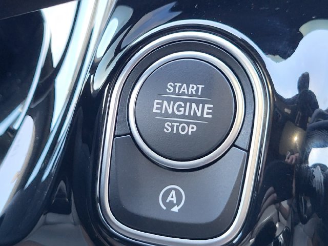 New 2026 Mountain Grey Metallic Mercedes-Benz GLA 250 image 24