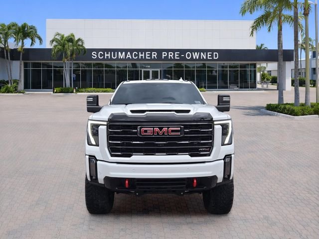 Used 2024 White GMC AT4 image 2