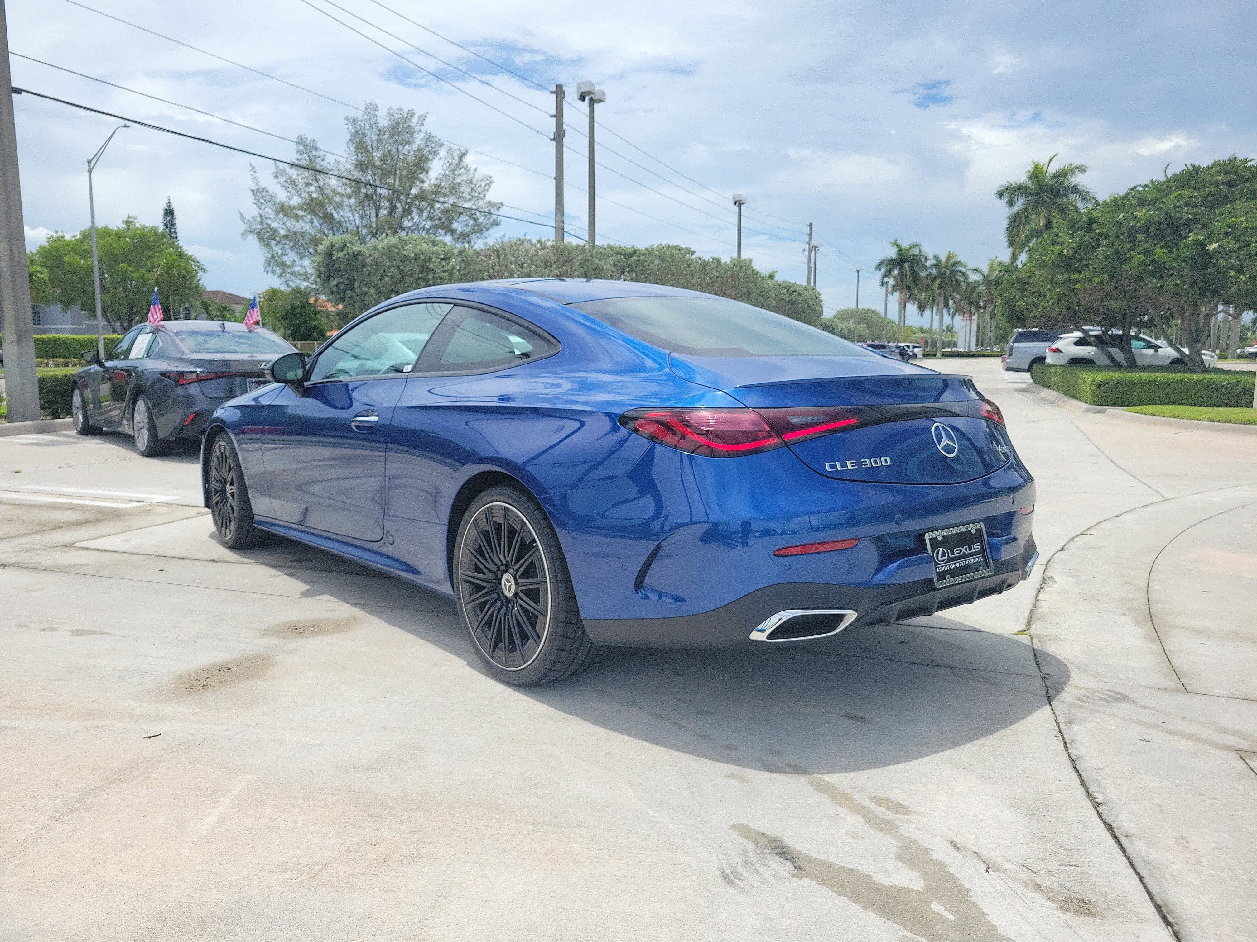 Used 2025 Starling Blue Metallic Mercedes-Benz CLE 300 image 7