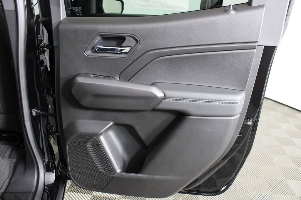2026 Chevrolet Colorado LT - Photo 9