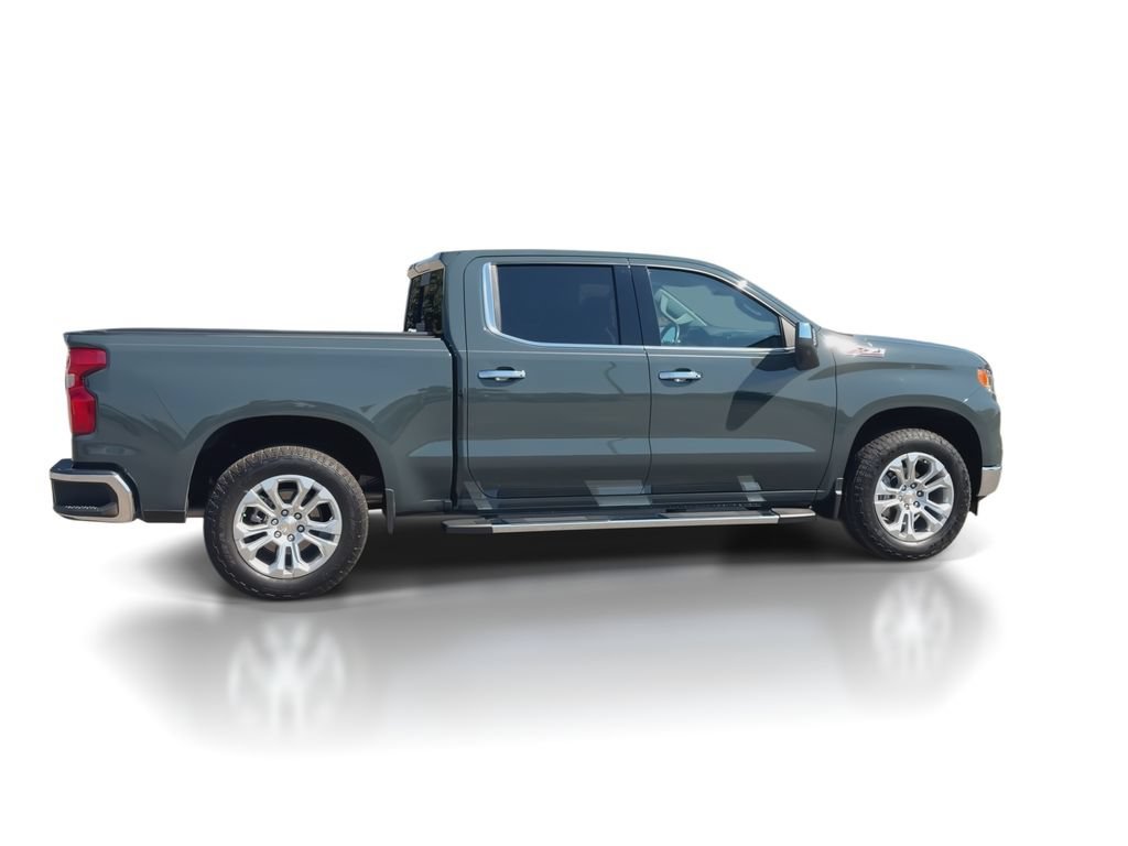 Used 2025 Cypress Gray Chevrolet LTZ image 9
