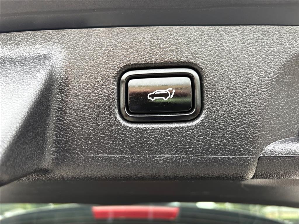 Certified Used 2024 Moonlight Cloud Hyundai SEL 7 Passenger image 22