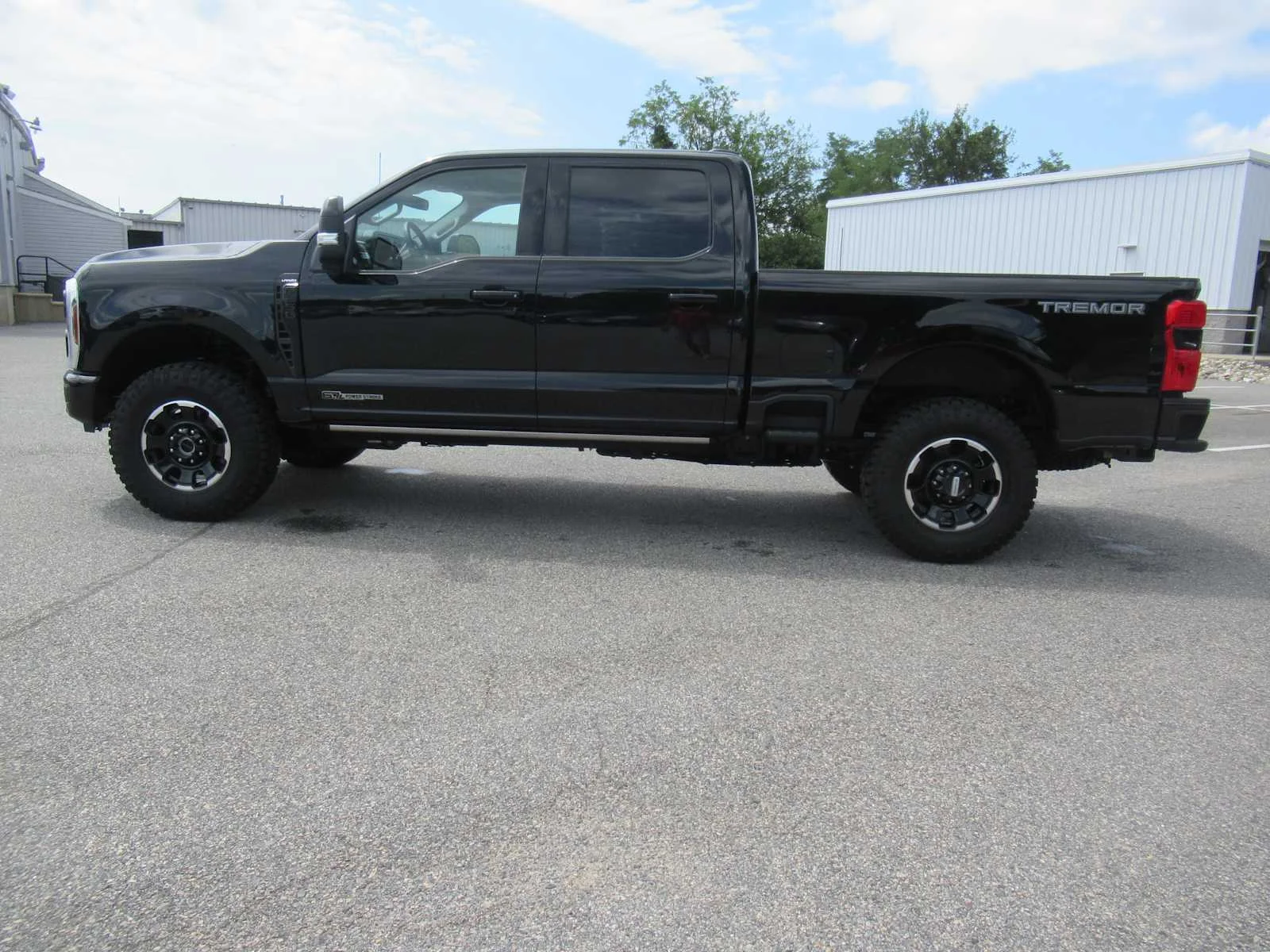 Certified Used 2026 Agate Black Ford LARIAT image 8