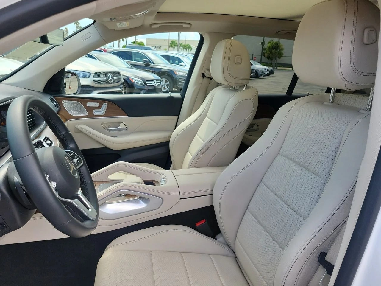 Certified Used 2022  Mercedes-Benz GLE 350 image 22