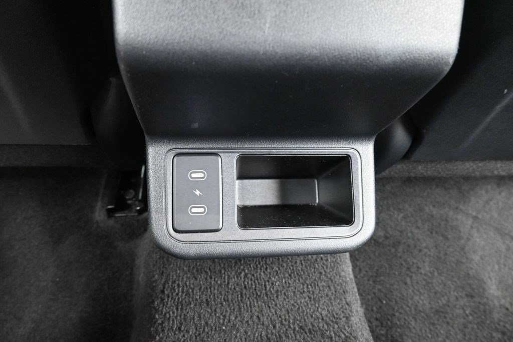 Used 2025 Aurora Black Pearl Kia LXS image 13