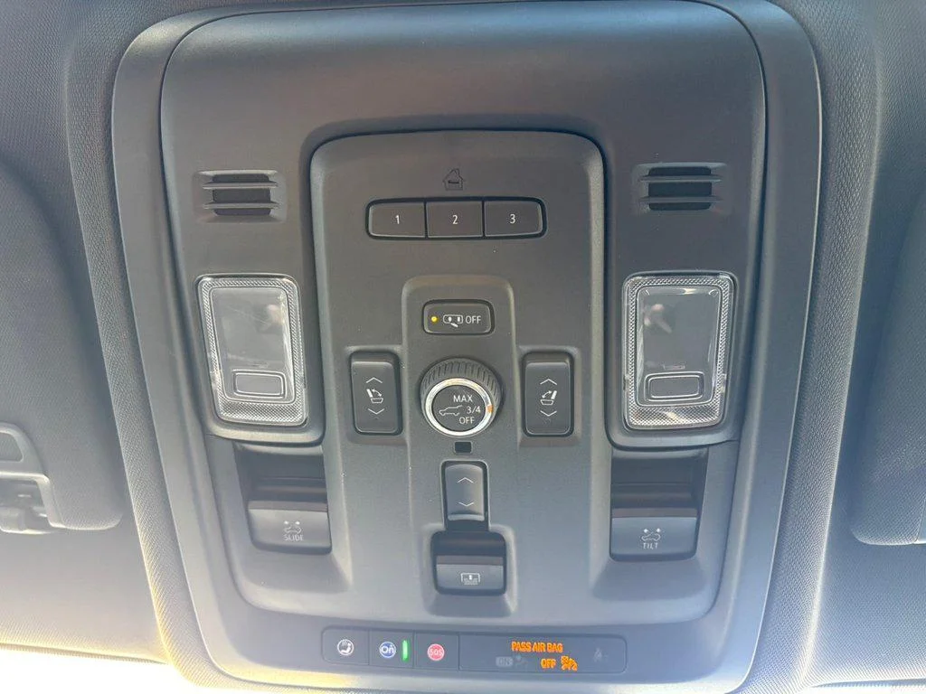 Used 2023 Dark Ash Metallic Chevrolet Z71 image 21