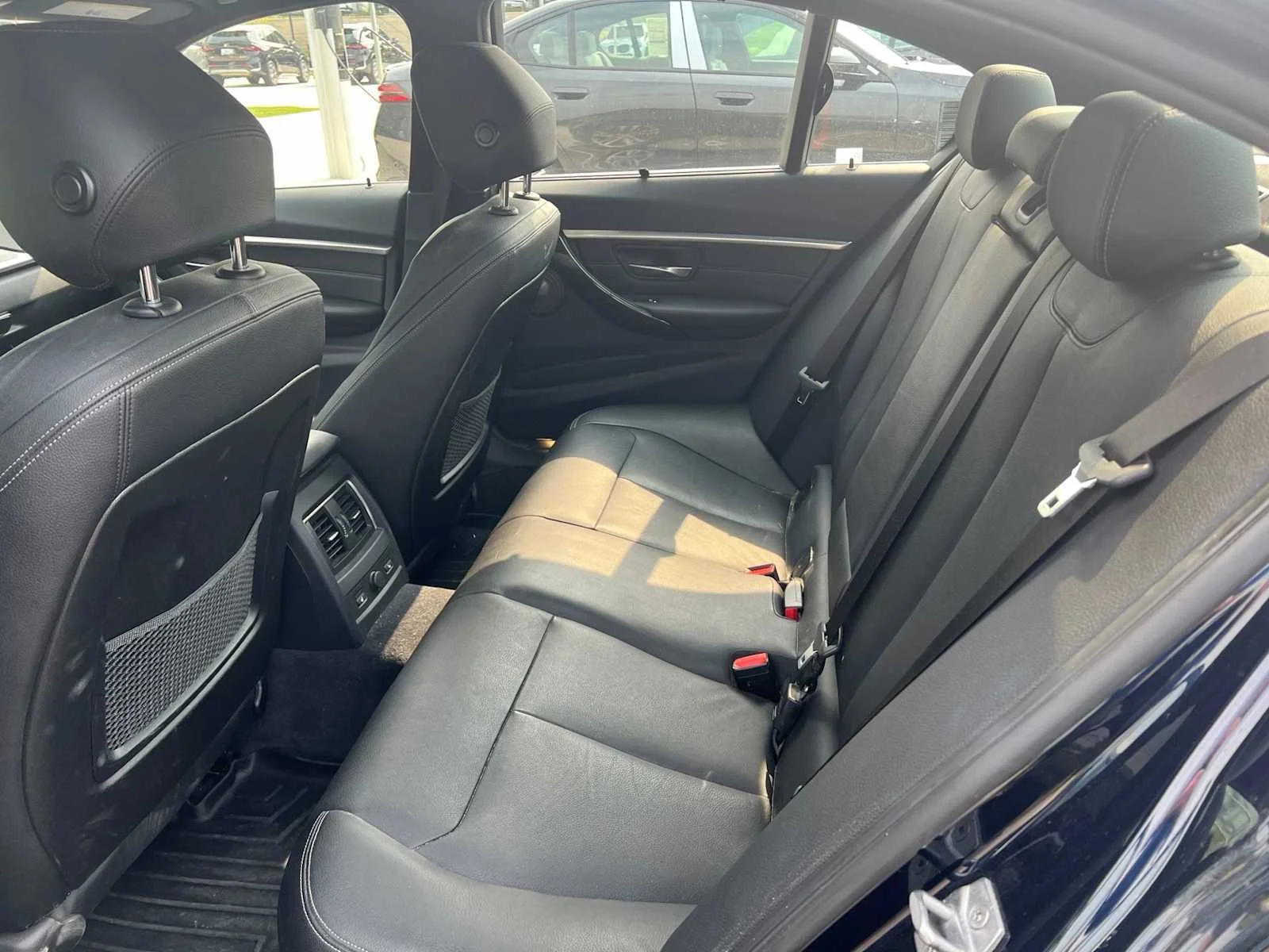Used 2017 Blue BMW 340i xDrive image 8