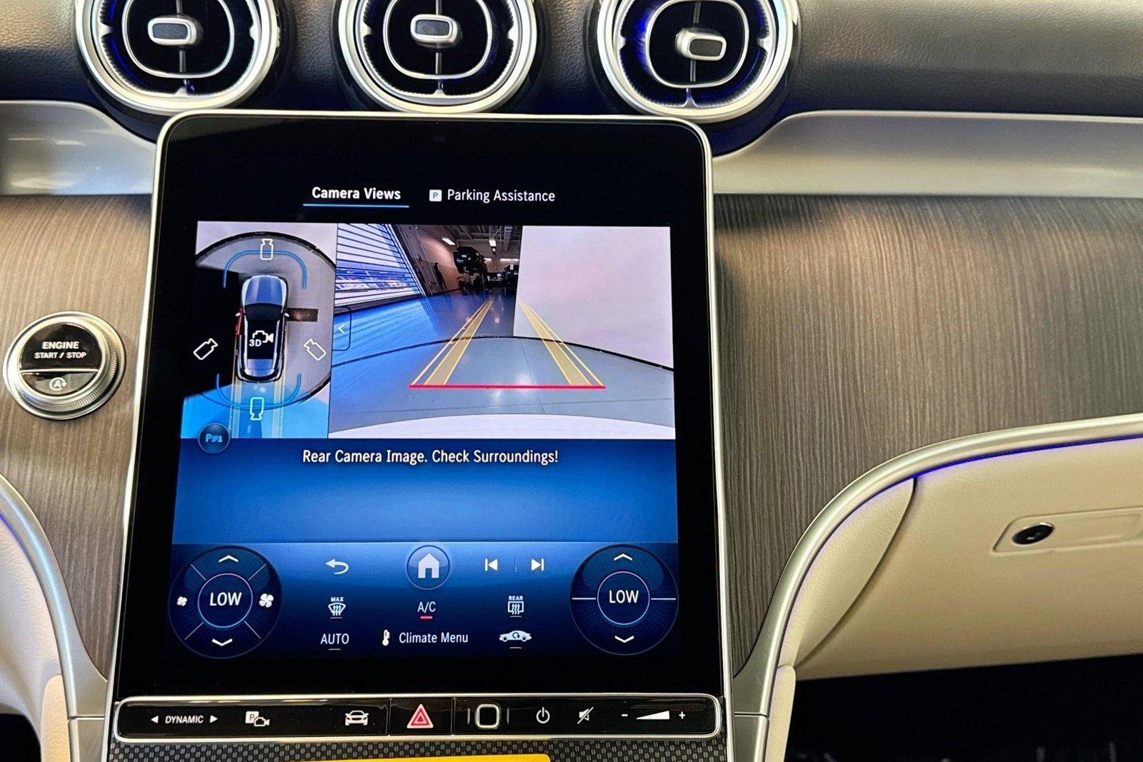 New 2026 Polar White Mercedes-Benz GLC 300 image 13