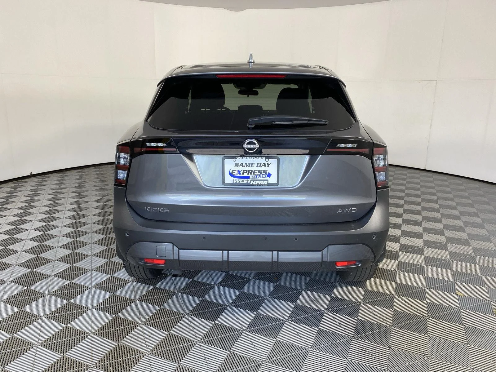 Used 2025 Gun Metallic Nissan SV image 6