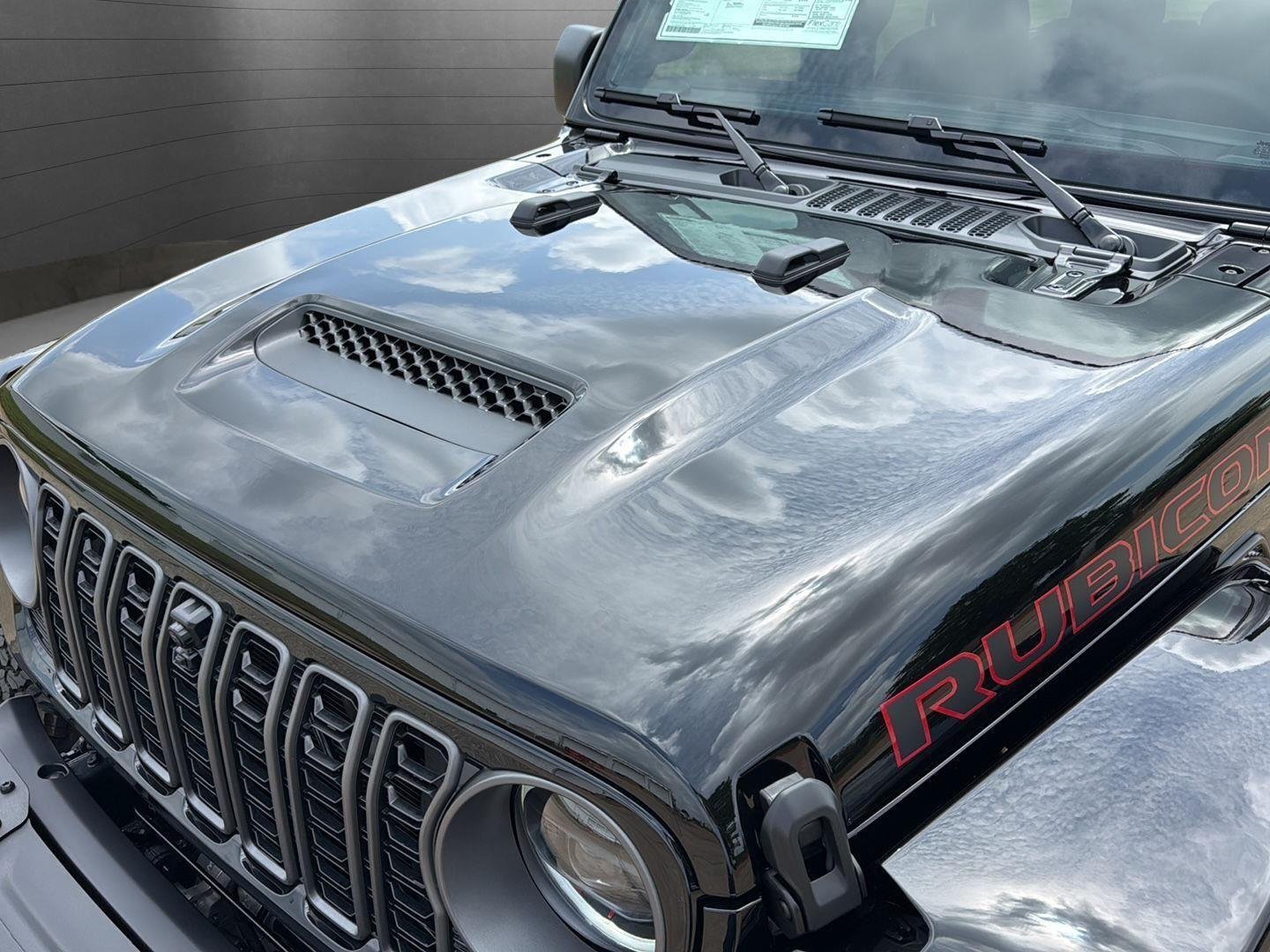 New 2026 Black Clear-Coat Exterior Paint Jeep Rubicon X image 31