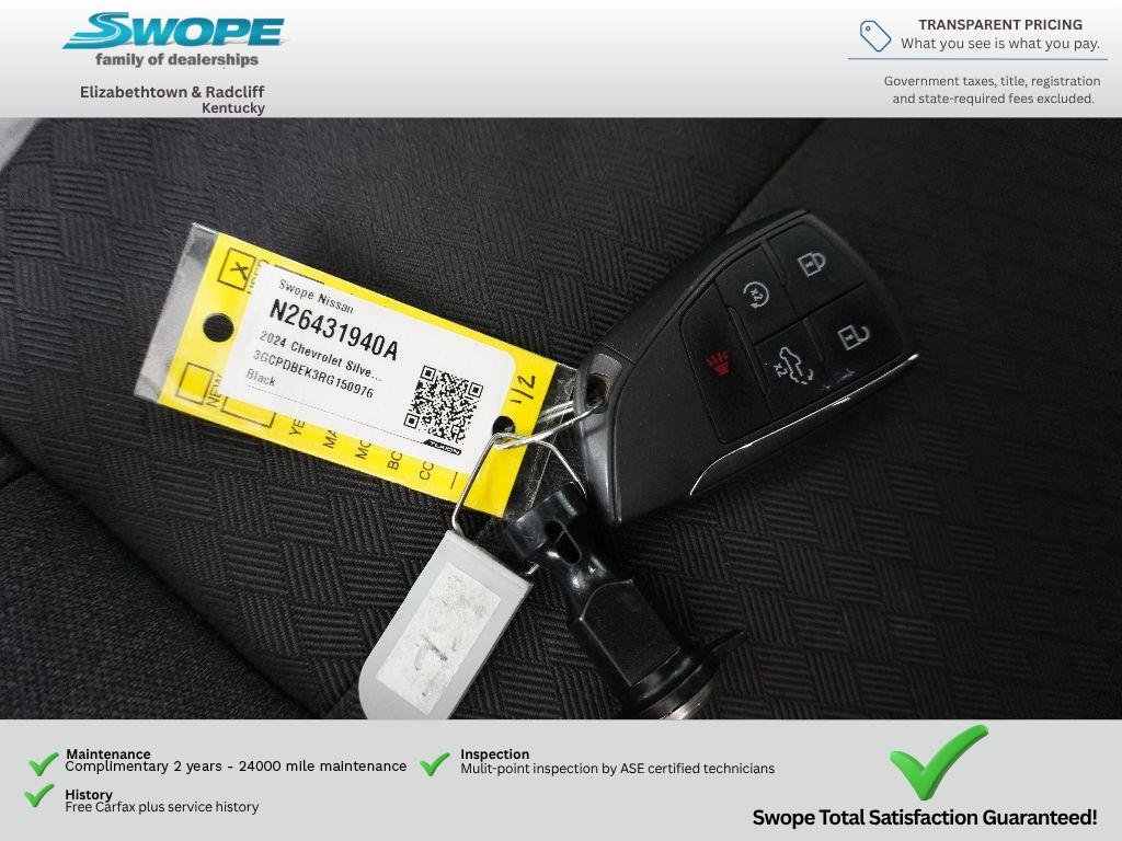 Used 2024 Black Chevrolet Custom image 28