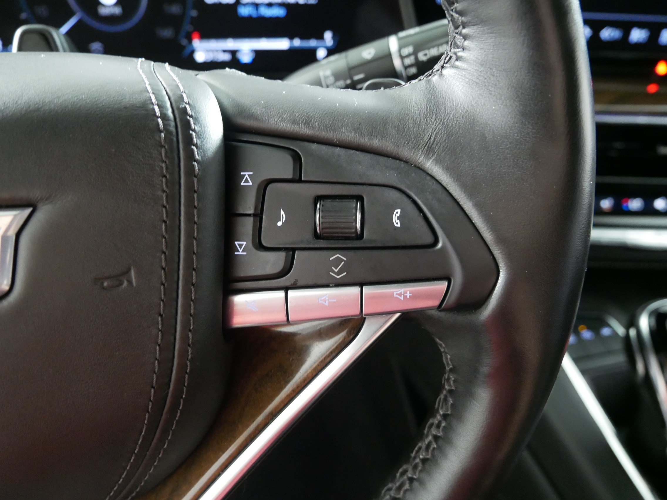 Used 2023 Black Raven Cadillac 4WD Premium Luxury Platinum image 28