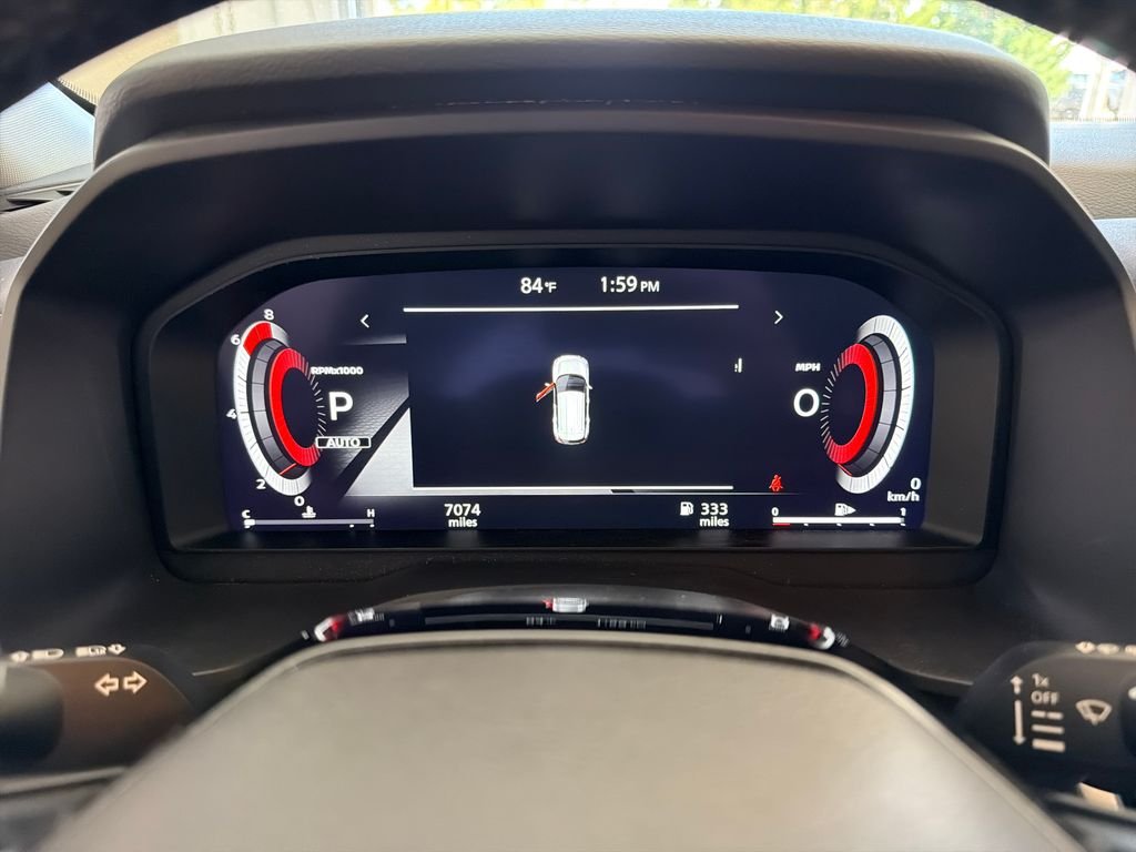 Used 2025 Gray Nissan Platinum image 32