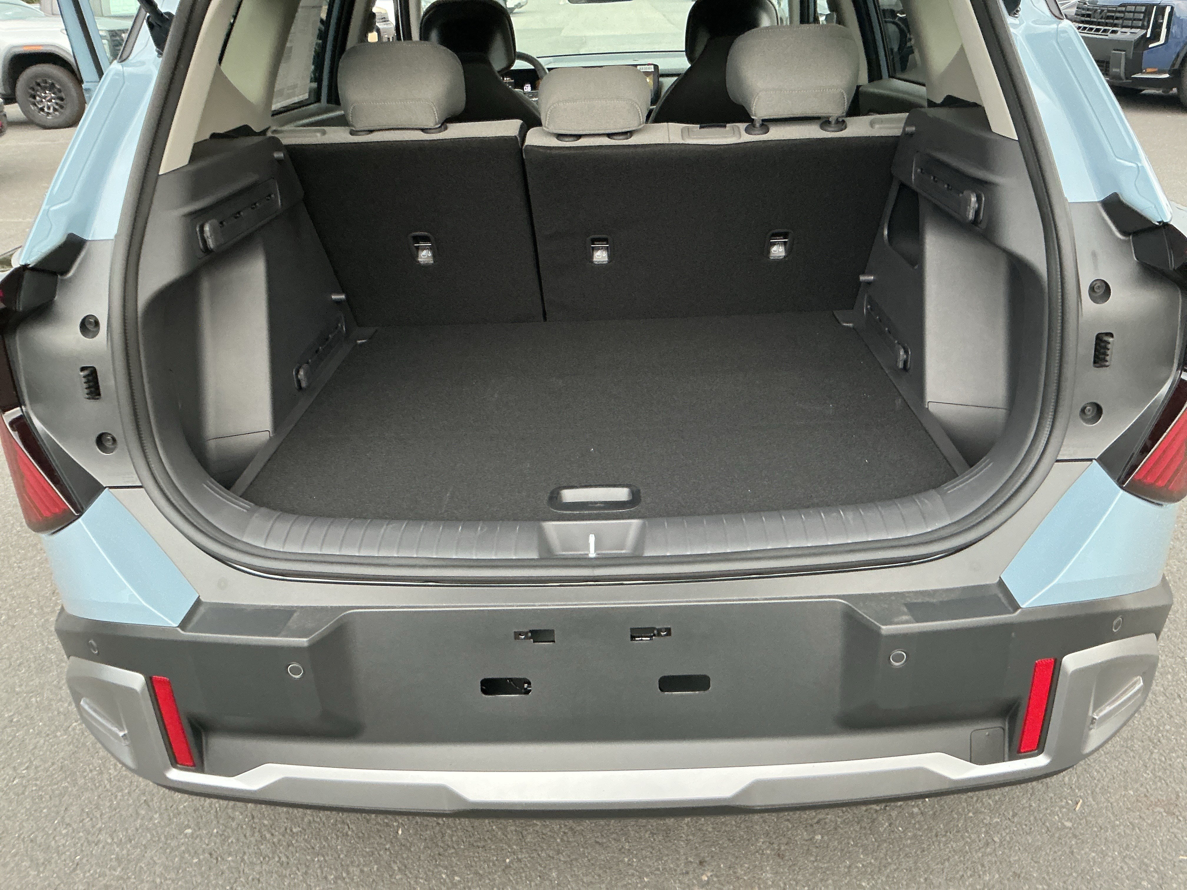 New 2027 Frost Blue Kia S image 26