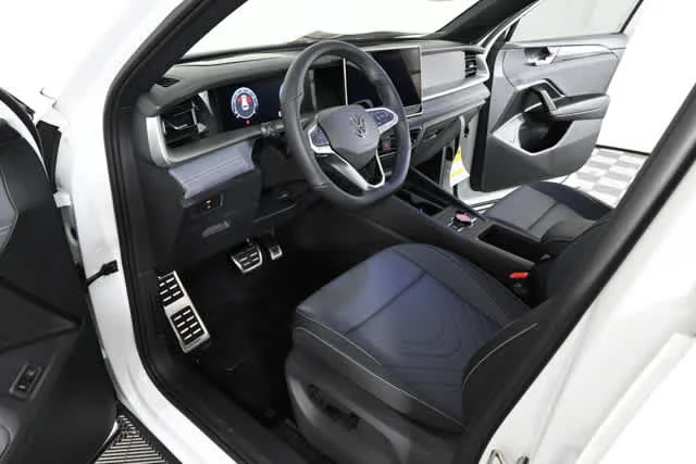 New 2026 Opal White Pearl Volkswagen SE R-Line Black image 20