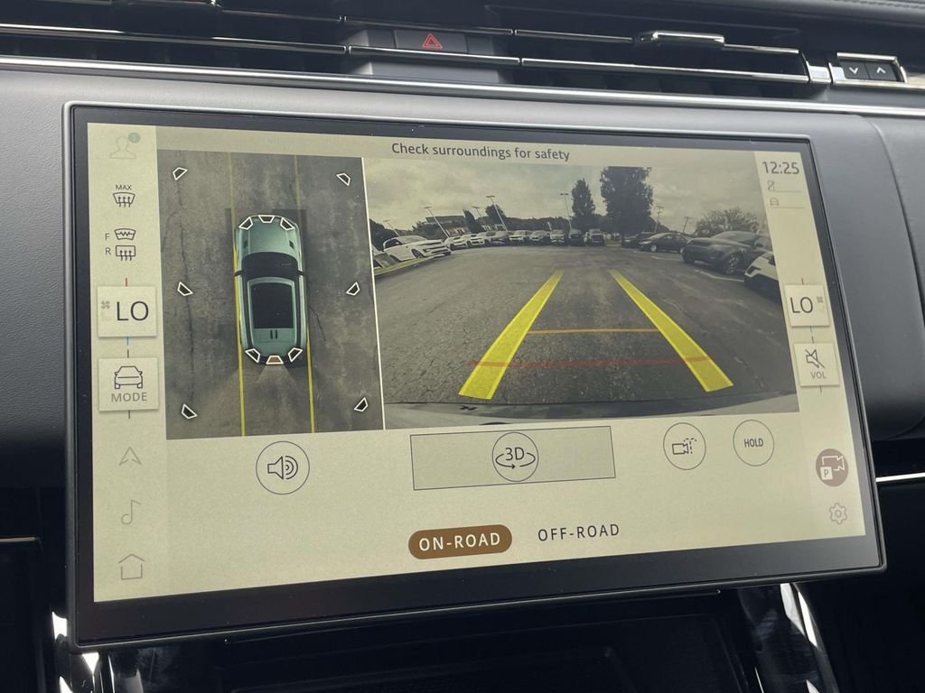 New 2026 Fuji White Land Rover Dynamic SE image 30