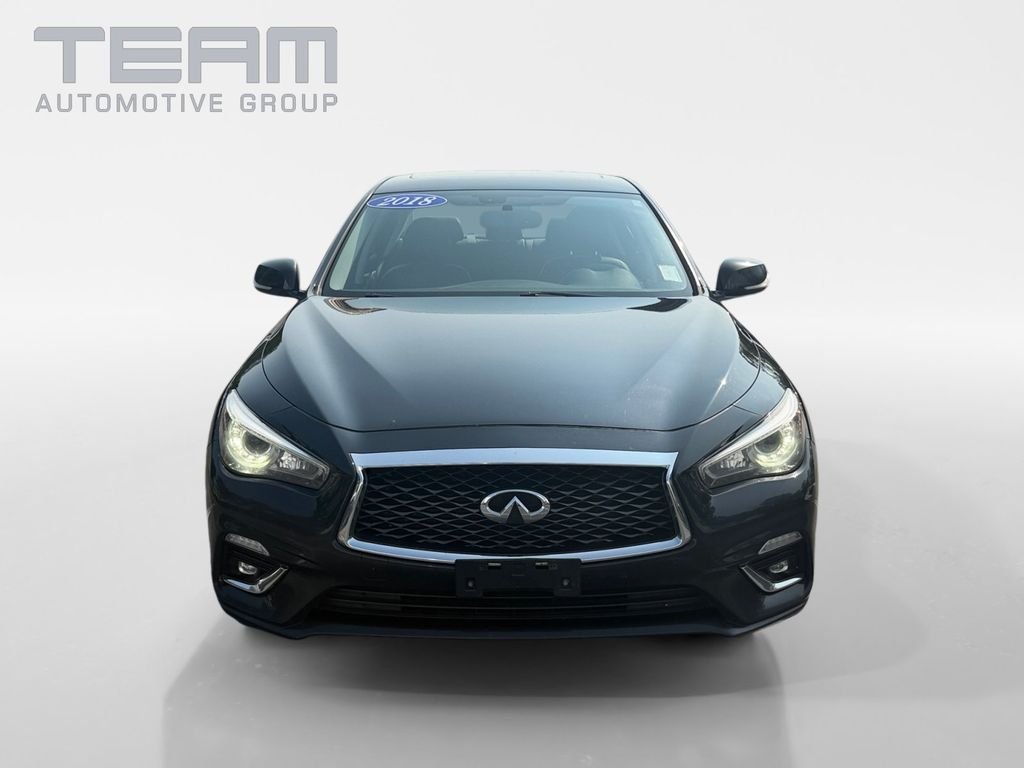 Used 2018 Black INFINITI 3.0t LUXE image 2