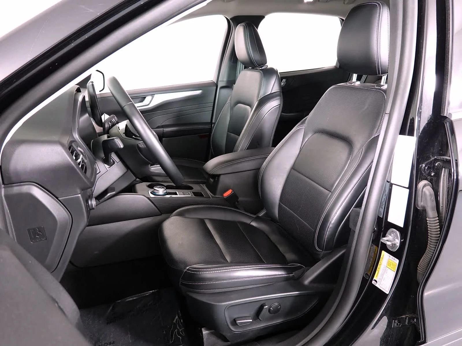 Used 2025 Agate Black Ford Platinum image 12