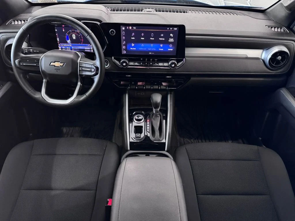 2023 Chevrolet Colorado LT - Photo 13
