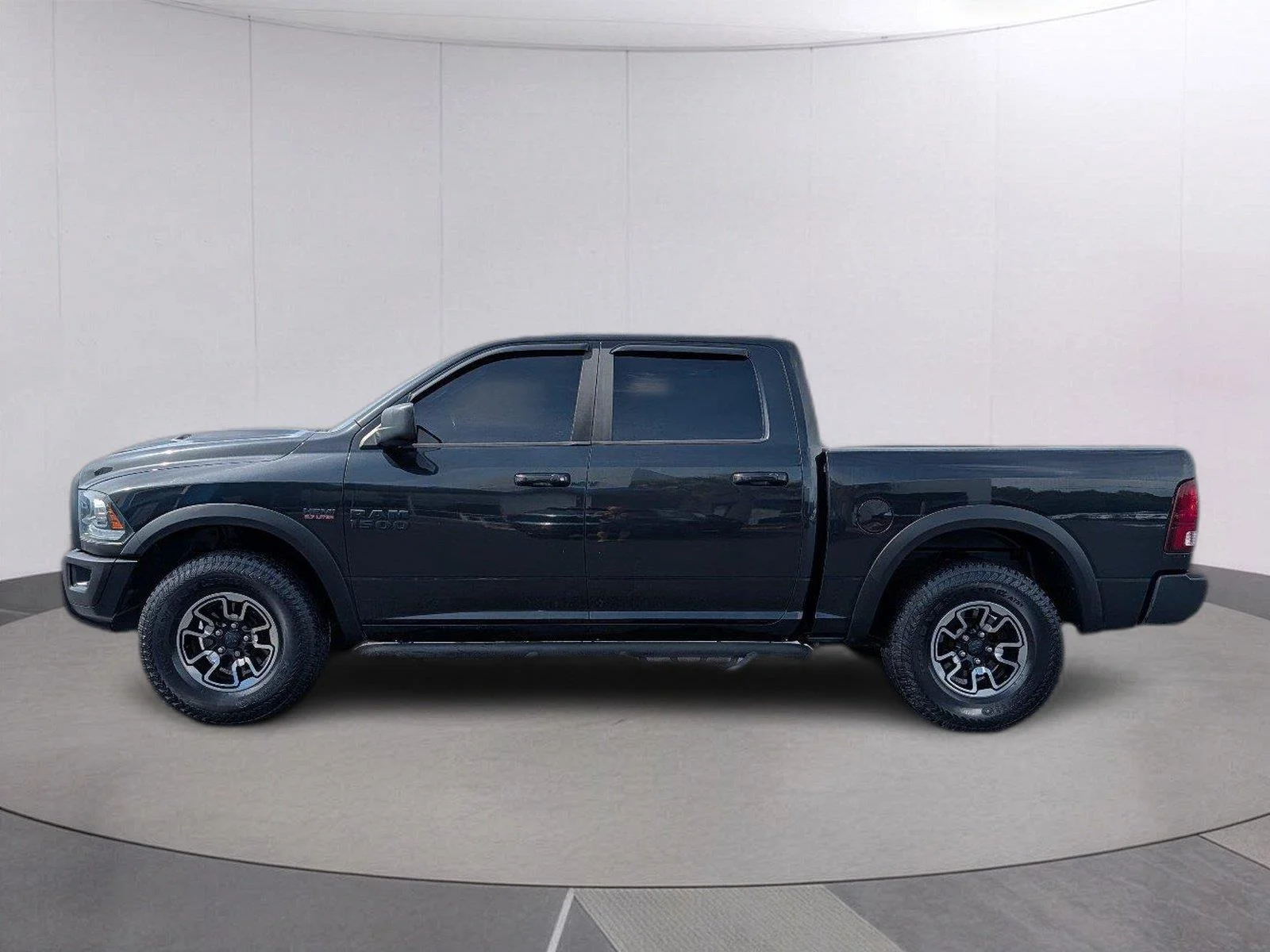 Used 2016 Brilliant Black Crystal Pearlcoat Ram Rebel image 2