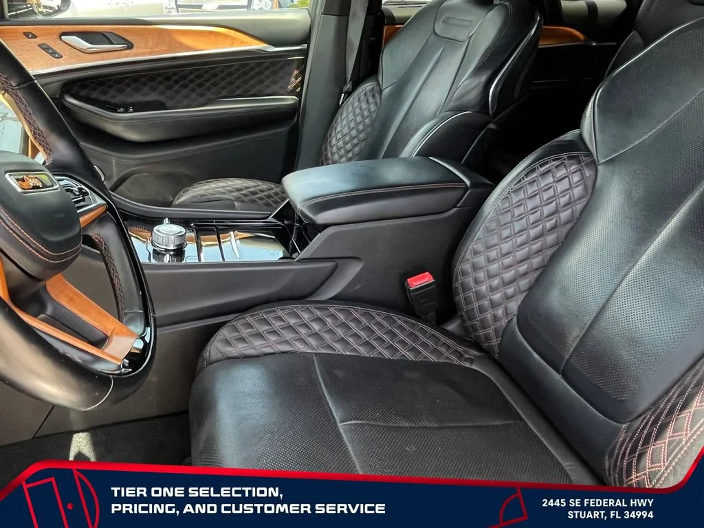 Used 2021 Black Jeep Summit Reserve 4x4 image 10