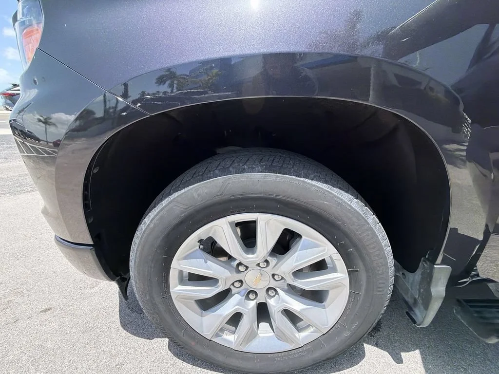 Used 2023 Dark Ash Metallic Chevrolet Custom image 40