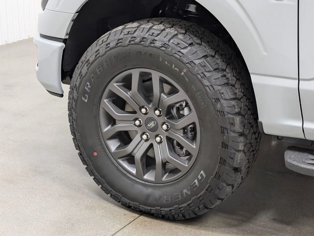 New 2026 Avalanche Ford Tremor® image 2
