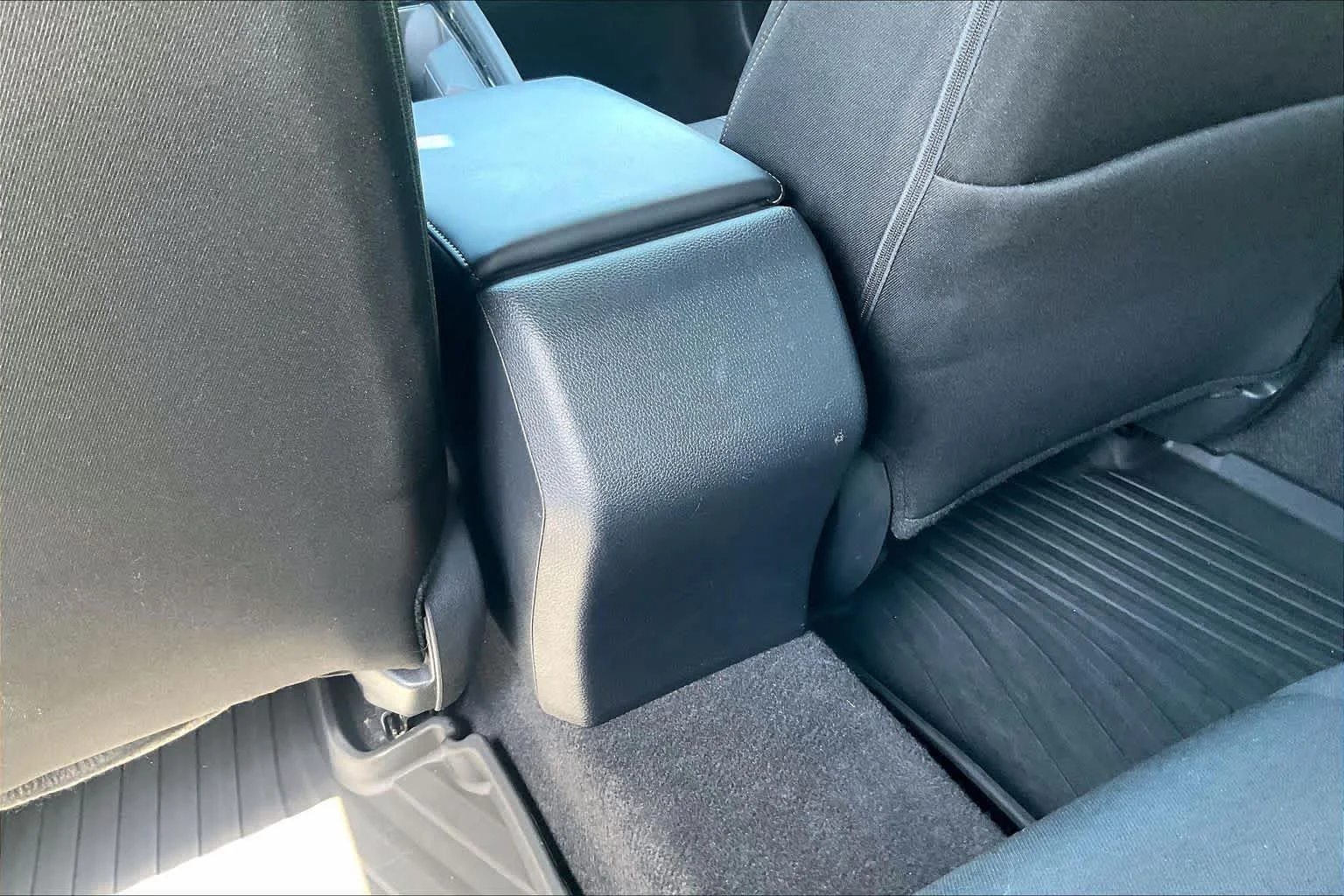 Used 2024 Solar Silver Metallic Honda Sport image 37