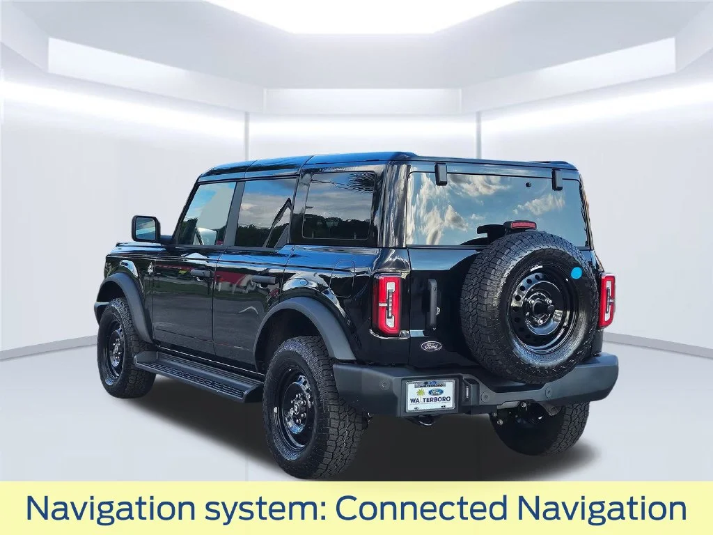 New 2026 Shadow Black Ford Outer Banks® image 19