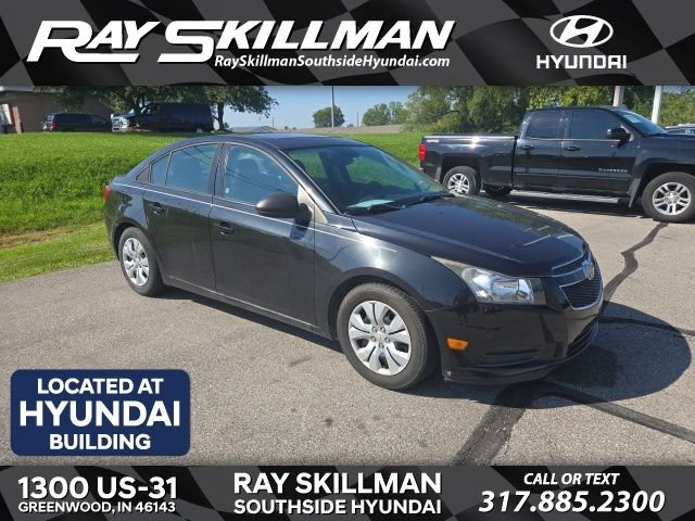 Used 2013 Black Chevrolet LS image 1