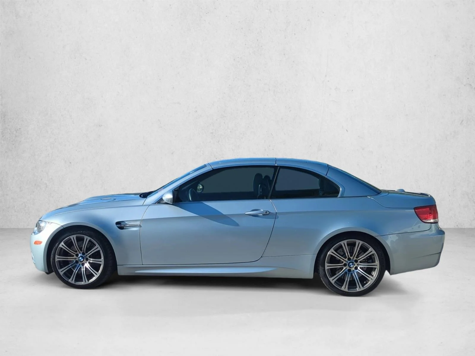 Used 2009 Silverstone Metallic BMW  image 8