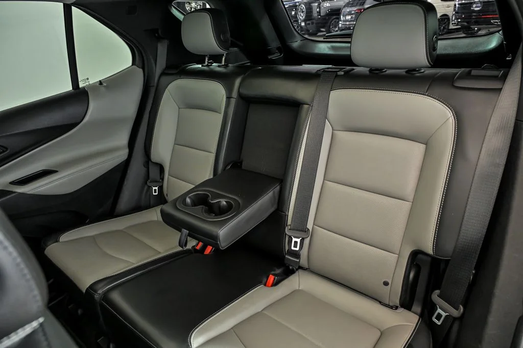 Used 2018 Gray Chevrolet Premier image 17