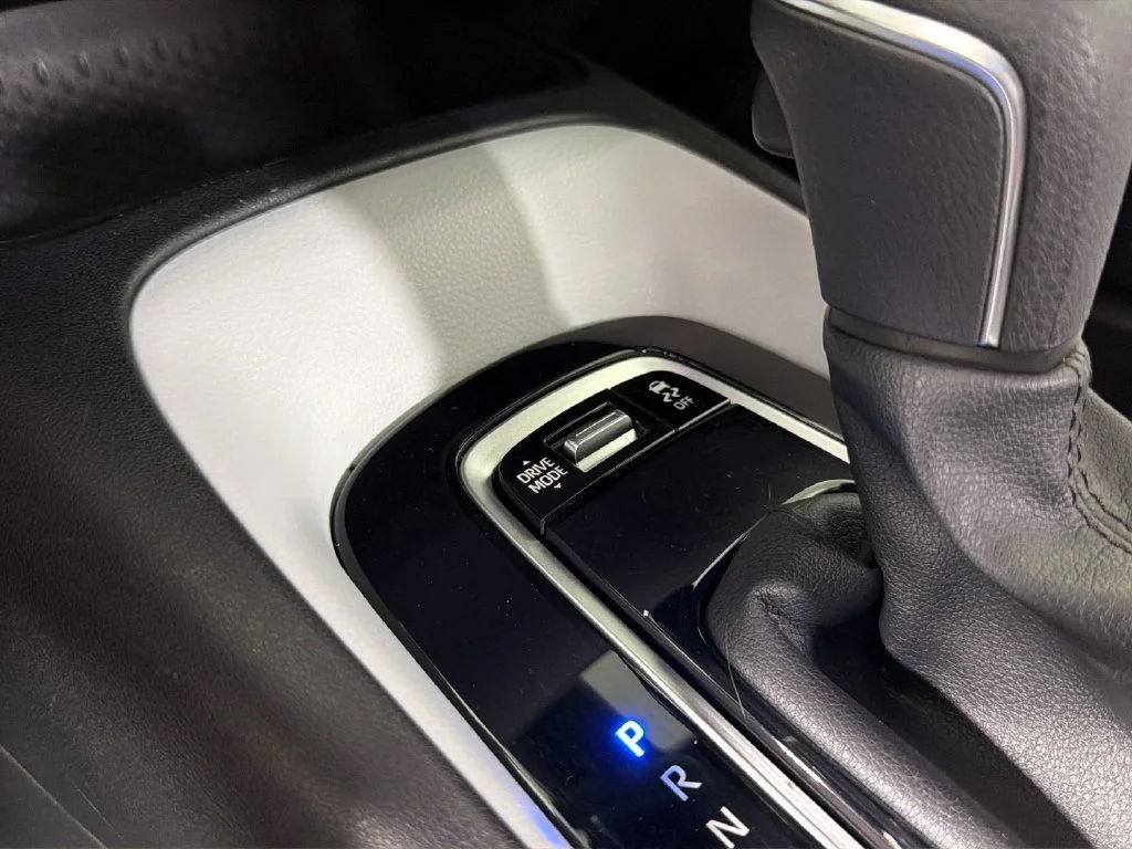 2023 Toyota Corolla SE - Photo 27