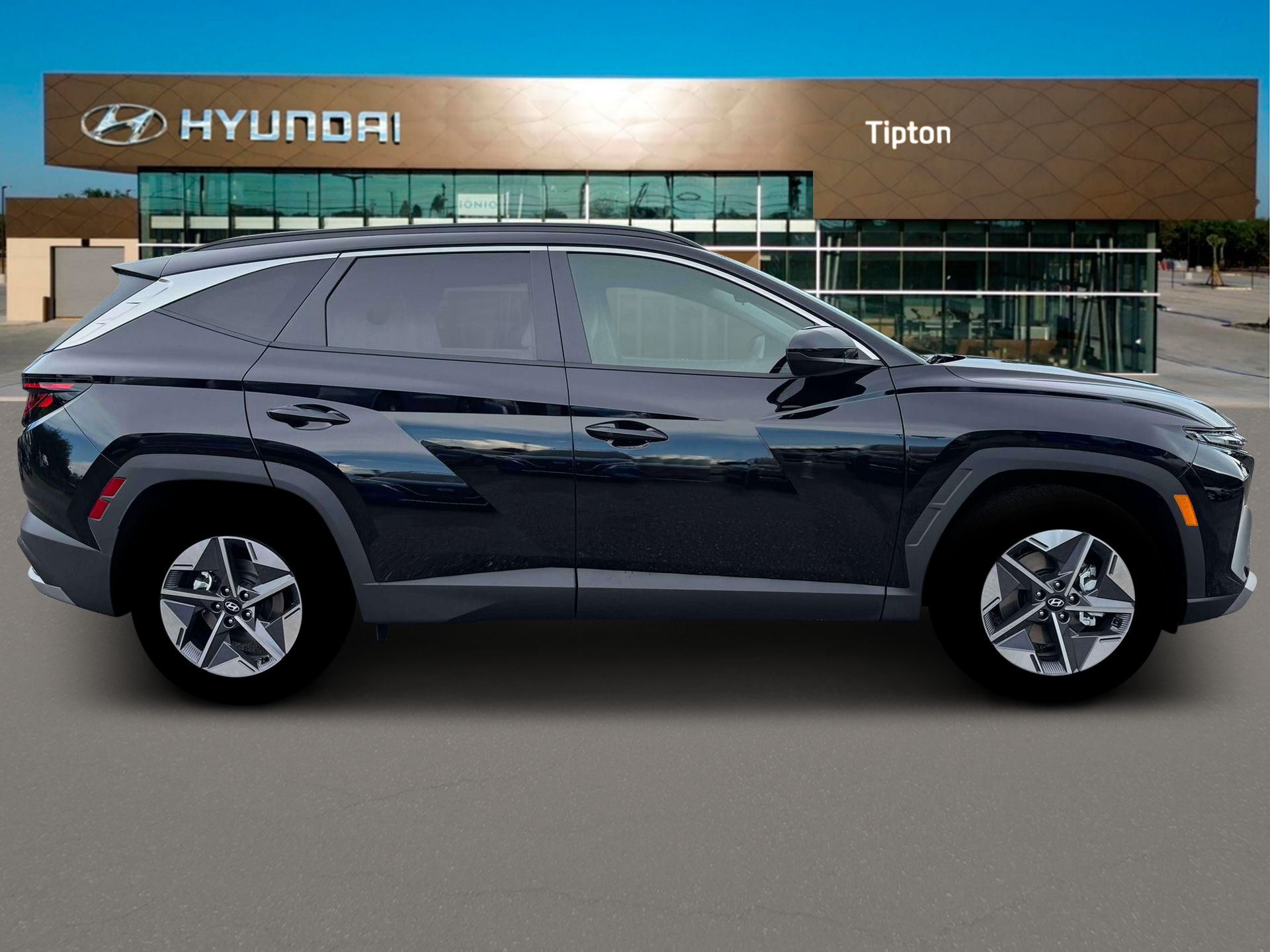 New 2026 Black Hyundai SEL FWD image 9
