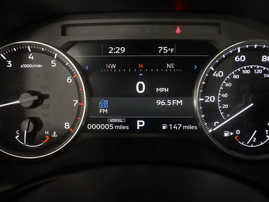 Used 2024 Red Mitsubishi SE image 39